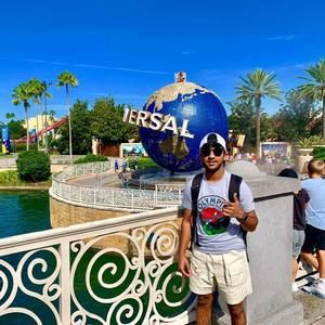 Meet your Posher, Raj